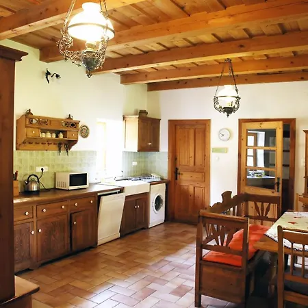 Tanya Ueduelohaz Holiday home Garab