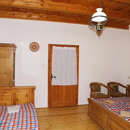 Holiday home Tanya Ueduelohaz